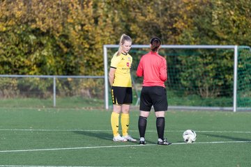 Bild 21 - F SSC Hagen Ahrensburg - SV Frisia 03 Risum-Lindholm : Ergebnis: 2:0